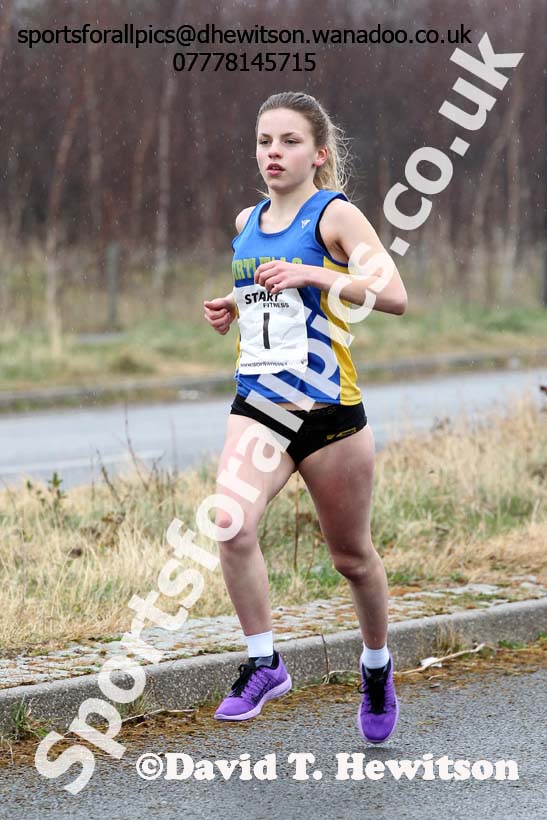 Womens relay, Elswick Harriers Relays, Newburn, Newcastle. Photo: David T. Hewitson/Sports for All Pics